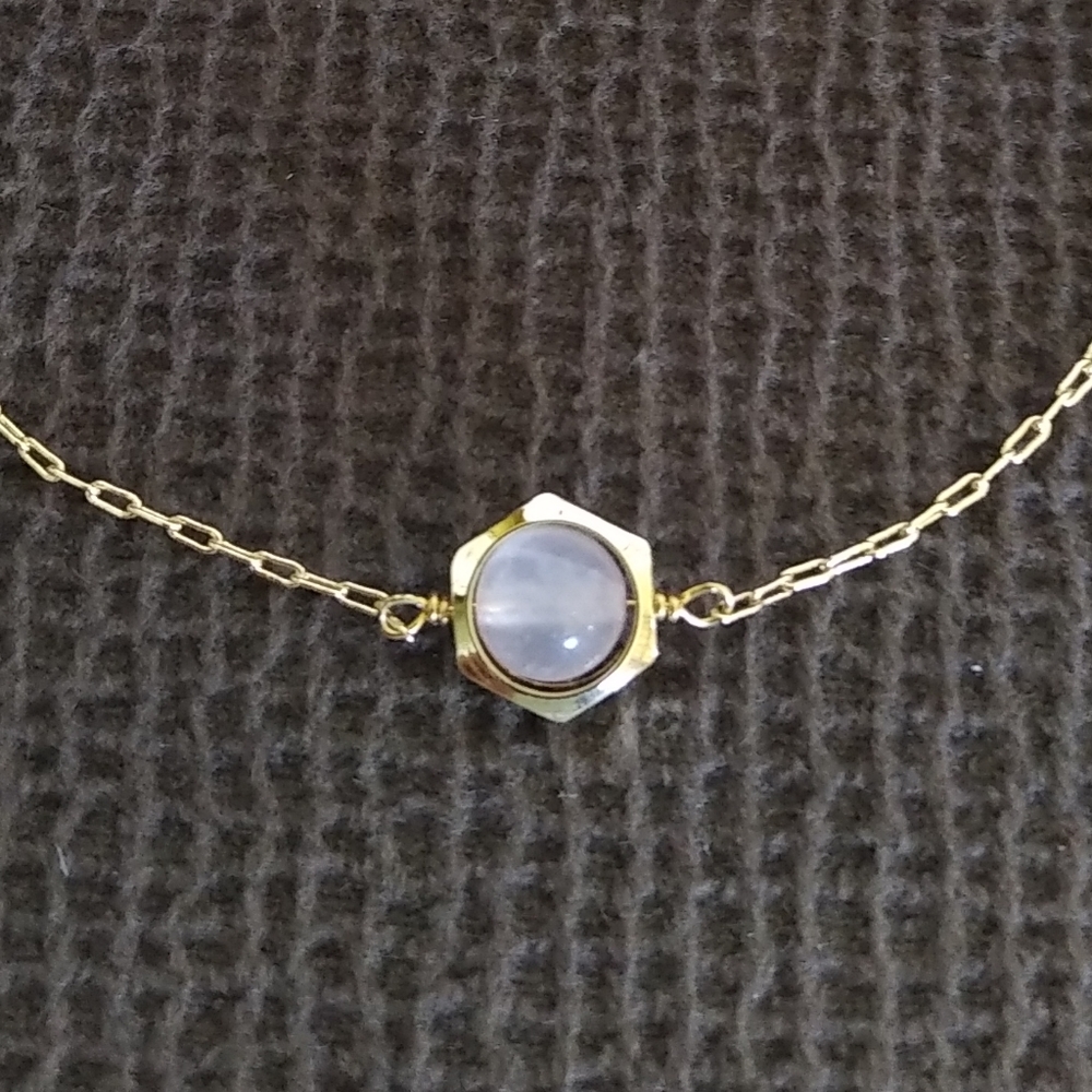 La Meno Hexagon Rose🌹Quartz💎Bracelet - Picture 3 of 15